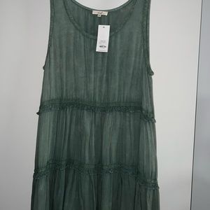 Easel Green sleeveless top